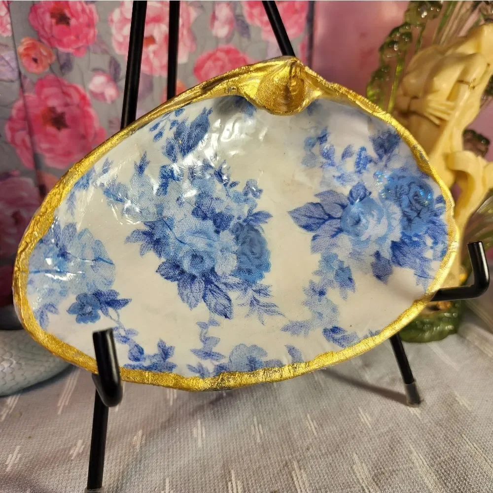 DECOUPAGE CLAM SHELL DECOUPAGE FLOWERS TRINKET DISH - Picture 2 of 11
